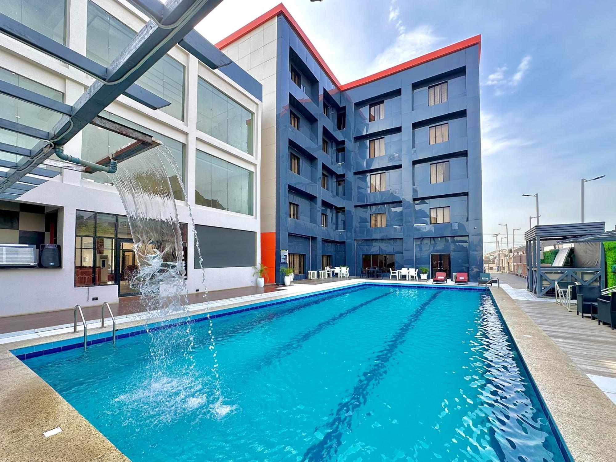 Boulevard Owerri Hotel Kültér fotó
